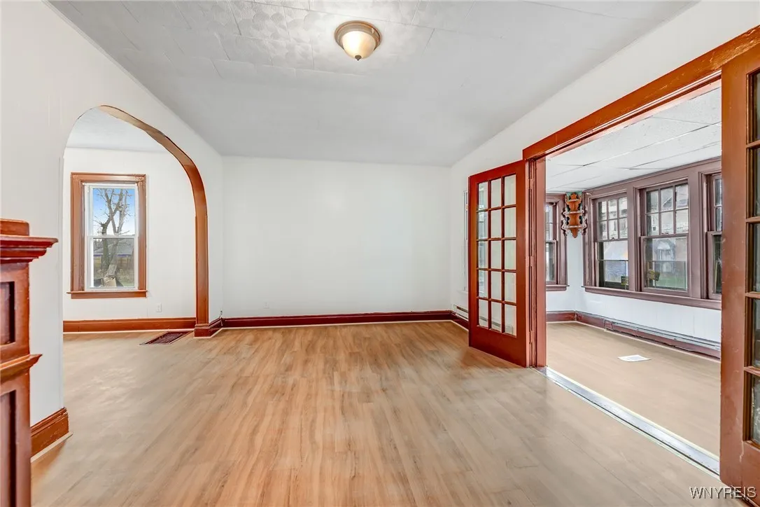 476 Winslow Avenue, Buffalo, New York 14211, Buffalo, New York 14211, 5 Bedrooms Bedrooms, 10 Rooms Rooms,2 BathroomsBathrooms,Residential,Closed,476 Winslow Avenue, Buffalo, New York 14211,0,B1580220