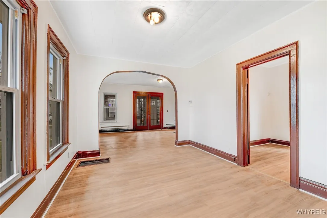 476 Winslow Avenue, Buffalo, New York 14211, Buffalo, New York 14211, 5 Bedrooms Bedrooms, 10 Rooms Rooms,2 BathroomsBathrooms,Residential,Closed,476 Winslow Avenue, Buffalo, New York 14211,0,B1580220