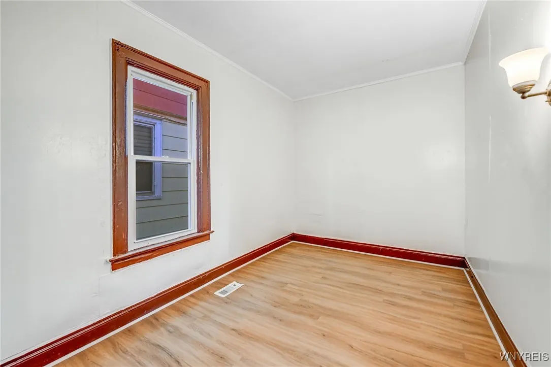 476 Winslow Avenue, Buffalo, New York 14211, Buffalo, New York 14211, 5 Bedrooms Bedrooms, 10 Rooms Rooms,2 BathroomsBathrooms,Residential,Closed,476 Winslow Avenue, Buffalo, New York 14211,0,B1580220