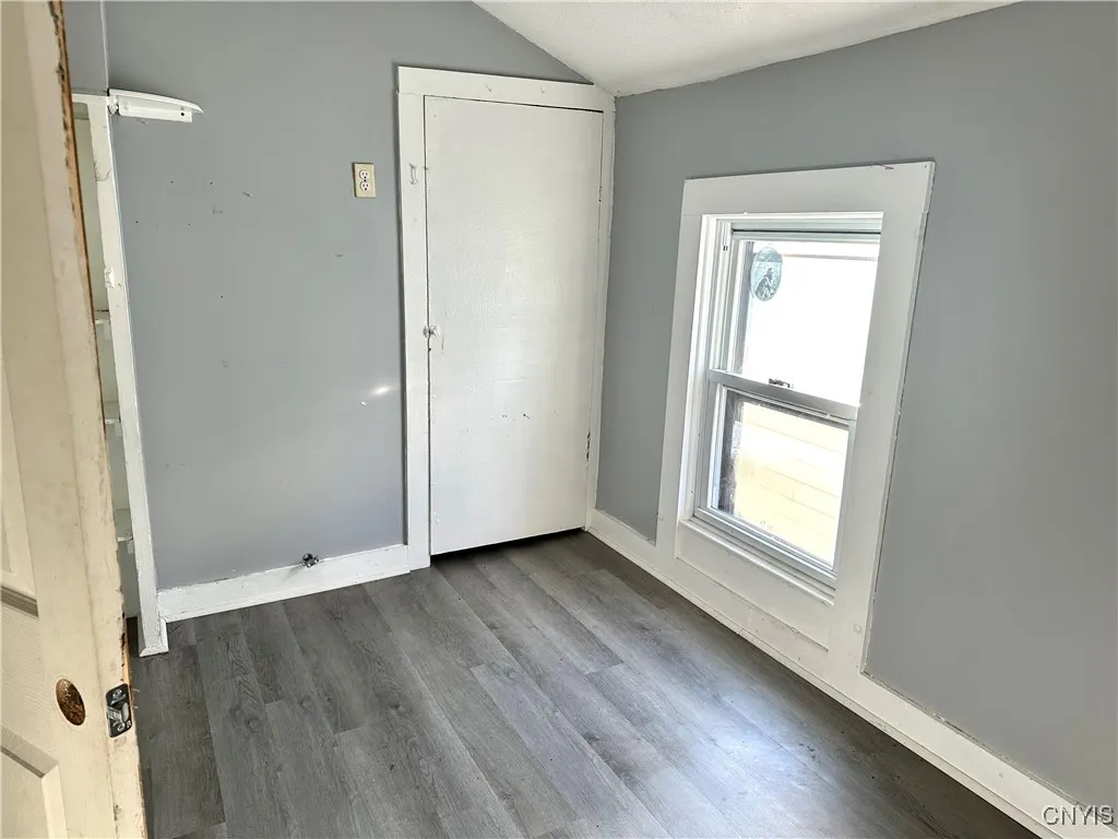 123 West Seneca Street, Oswego, New York 13126, Oswego, New York 13126, 3 Bedrooms Bedrooms, 7 Rooms Rooms,1 BathroomBathrooms,Residential,Closed,123 West Seneca Street, Oswego, New York 13126,0,S1580174