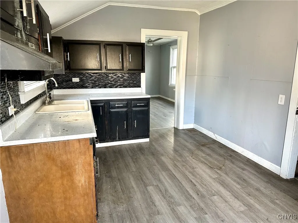 123 West Seneca Street, Oswego, New York 13126, Oswego, New York 13126, 3 Bedrooms Bedrooms, 7 Rooms Rooms,1 BathroomBathrooms,Residential,Closed,123 West Seneca Street, Oswego, New York 13126,0,S1580174