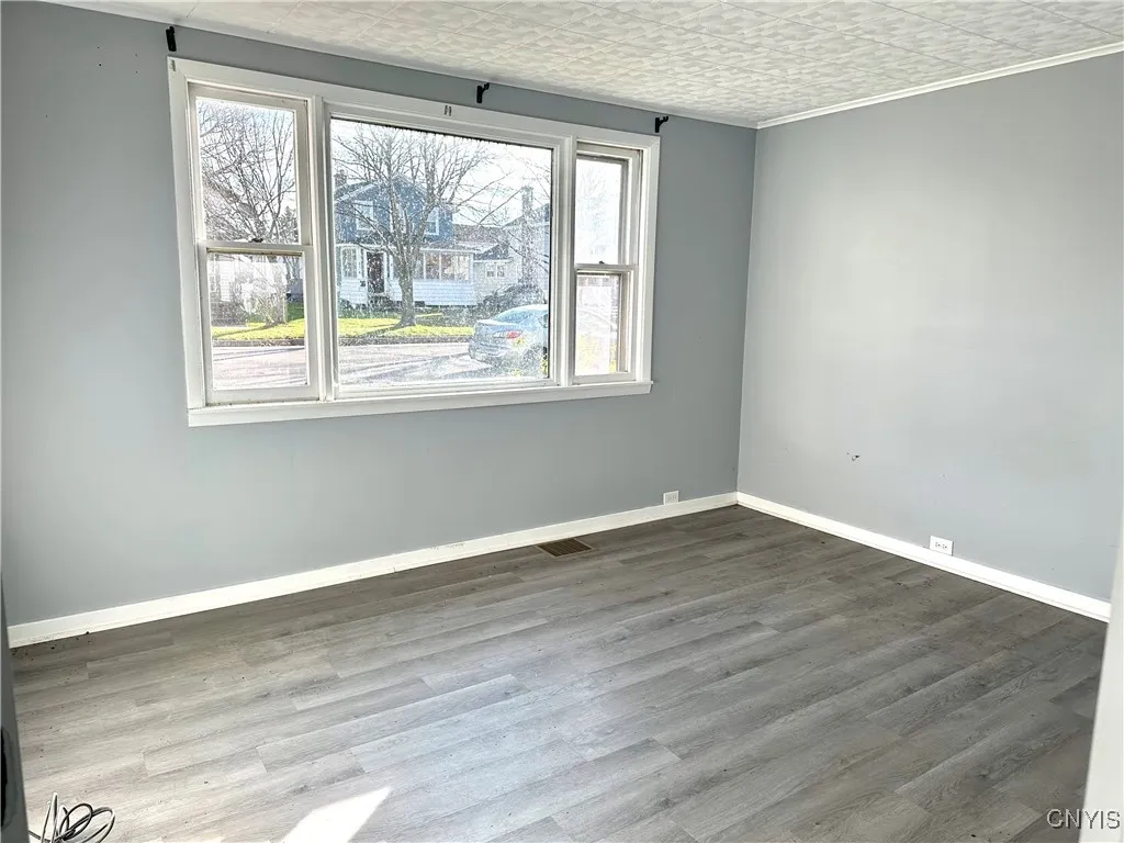 123 West Seneca Street, Oswego, New York 13126, Oswego, New York 13126, 3 Bedrooms Bedrooms, 7 Rooms Rooms,1 BathroomBathrooms,Residential,Closed,123 West Seneca Street, Oswego, New York 13126,0,S1580174