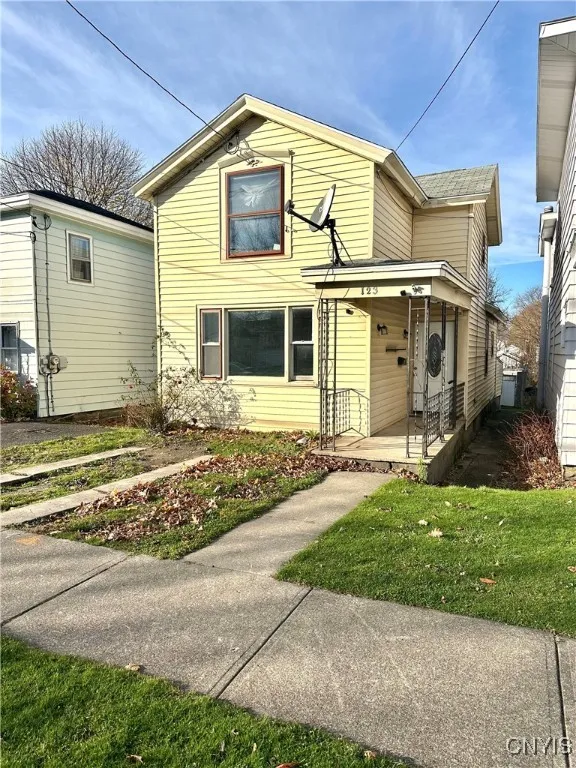 123 West Seneca Street, Oswego, New York 13126, Oswego, New York 13126, 3 Bedrooms Bedrooms, 7 Rooms Rooms,1 BathroomBathrooms,Residential,Closed,123 West Seneca Street, Oswego, New York 13126,0,S1580174