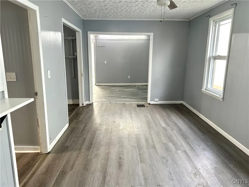 123 West Seneca Street, Oswego, New York 13126, Oswego, New York 13126, 3 Bedrooms Bedrooms, 7 Rooms Rooms,1 BathroomBathrooms,Residential,Closed,123 West Seneca Street, Oswego, New York 13126,0,S1580174