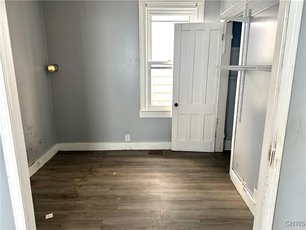 123 West Seneca Street, Oswego, New York 13126, Oswego, New York 13126, 3 Bedrooms Bedrooms, 7 Rooms Rooms,1 BathroomBathrooms,Residential,Closed,123 West Seneca Street, Oswego, New York 13126,0,S1580174