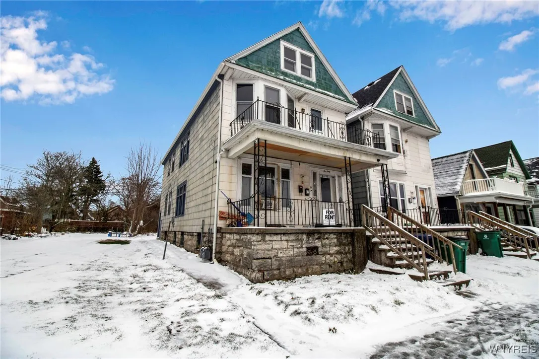 560 Fargo Avenue, Buffalo, New York 14213, Buffalo, New York 14213, 3 Bedrooms Bedrooms, 7 Rooms Rooms,1 BathroomBathrooms,Residential Lease,Closed,560 Fargo Avenue, Buffalo, New York 14213,0,B1580425