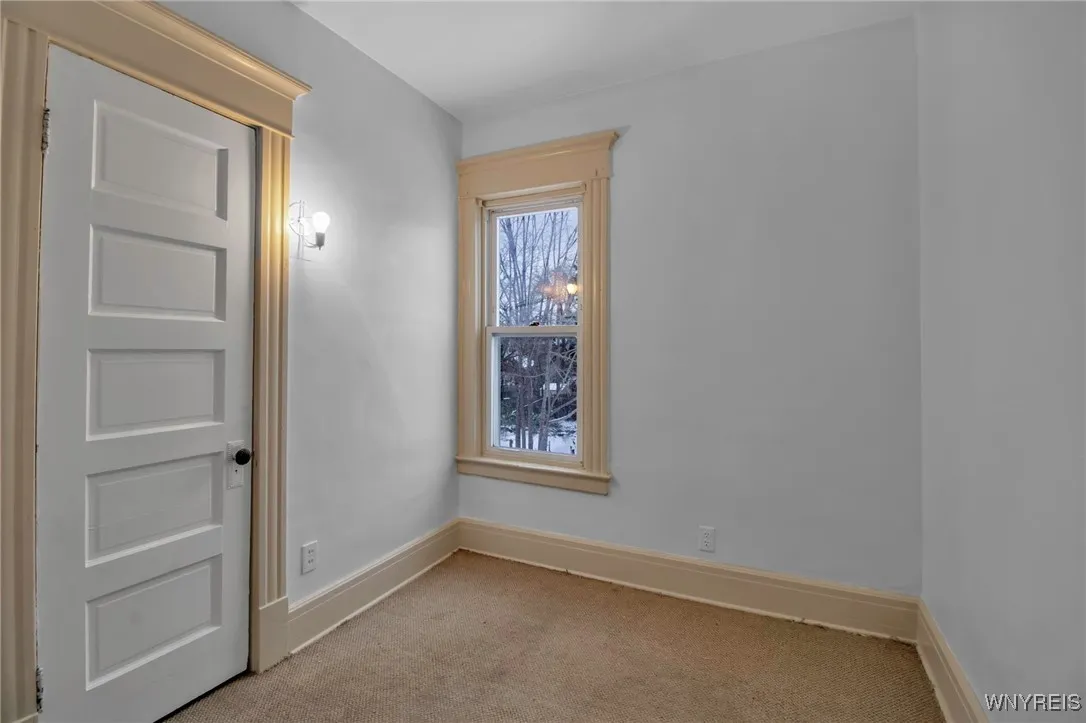 560 Fargo Avenue, Buffalo, New York 14213, Buffalo, New York 14213, 3 Bedrooms Bedrooms, 7 Rooms Rooms,1 BathroomBathrooms,Residential Lease,Closed,560 Fargo Avenue, Buffalo, New York 14213,0,B1580425