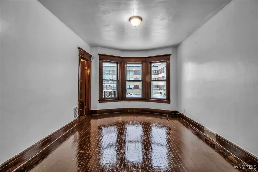 560 Fargo Avenue, Buffalo, New York 14213, Buffalo, New York 14213, 3 Bedrooms Bedrooms, 7 Rooms Rooms,1 BathroomBathrooms,Residential Lease,Closed,560 Fargo Avenue, Buffalo, New York 14213,0,B1580425