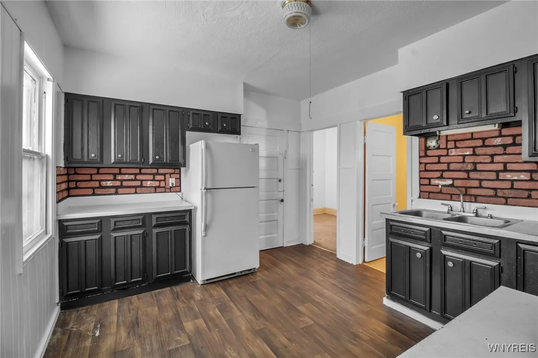 560 Fargo Avenue, Buffalo, New York 14213, Buffalo, New York 14213, 3 Bedrooms Bedrooms, 7 Rooms Rooms,1 BathroomBathrooms,Residential Lease,Closed,560 Fargo Avenue, Buffalo, New York 14213,0,B1580425