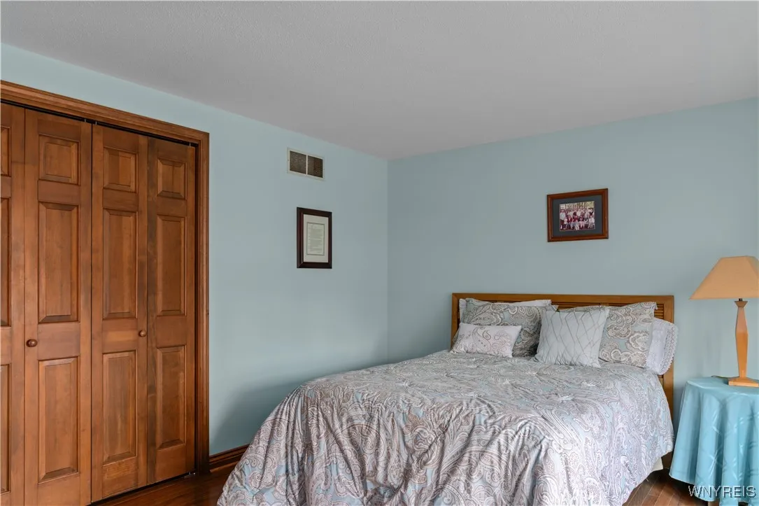 6124 Long Street, Clarence, New York 14032, Clarence, New York 14032, 4 Bedrooms Bedrooms, 11 Rooms Rooms,2 BathroomsBathrooms,Residential,Closed,6124 Long Street, Clarence, New York 14032,0,B1580480