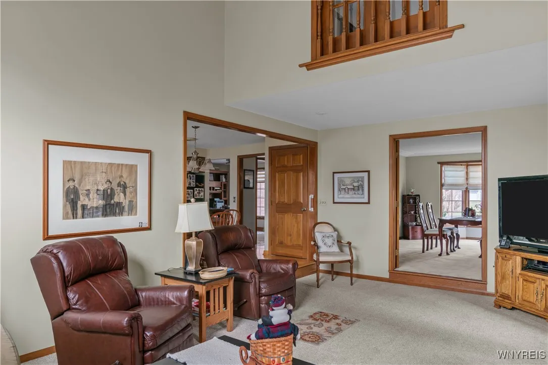 6124 Long Street, Clarence, New York 14032, Clarence, New York 14032, 4 Bedrooms Bedrooms, 11 Rooms Rooms,2 BathroomsBathrooms,Residential,Closed,6124 Long Street, Clarence, New York 14032,0,B1580480