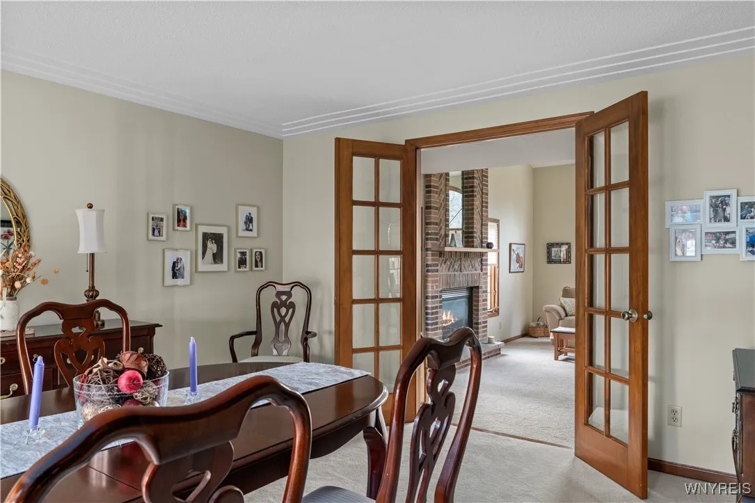6124 Long Street, Clarence, New York 14032, Clarence, New York 14032, 4 Bedrooms Bedrooms, 11 Rooms Rooms,2 BathroomsBathrooms,Residential,Closed,6124 Long Street, Clarence, New York 14032,0,B1580480