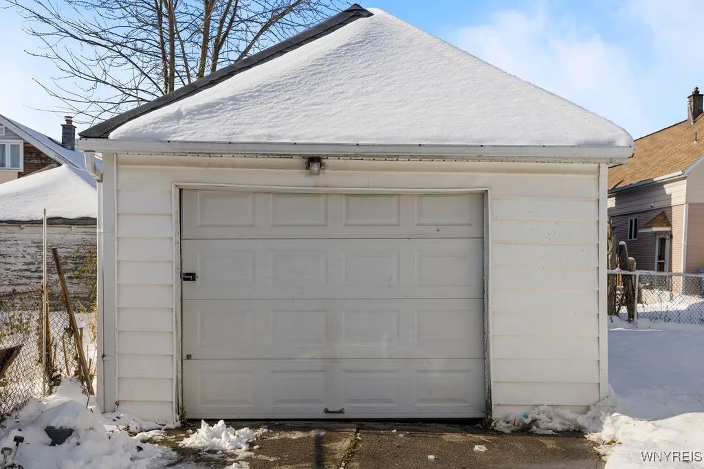 342 South Ogden Street W, Buffalo, New York 14206, Buffalo, New York 14206, 4 Bedrooms Bedrooms, 8 Rooms Rooms,2 BathroomsBathrooms,Residential,Closed,342 South Ogden Street W, Buffalo, New York 14206,0,B1580556