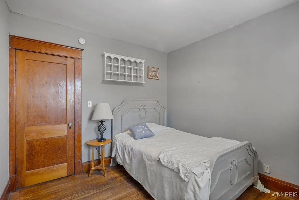 342 South Ogden Street W, Buffalo, New York 14206, Buffalo, New York 14206, 4 Bedrooms Bedrooms, 8 Rooms Rooms,2 BathroomsBathrooms,Residential,Closed,342 South Ogden Street W, Buffalo, New York 14206,0,B1580556
