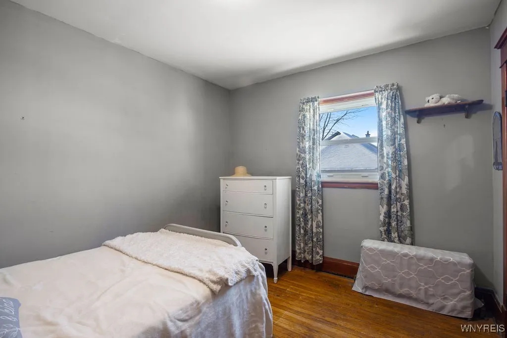 342 South Ogden Street W, Buffalo, New York 14206, Buffalo, New York 14206, 4 Bedrooms Bedrooms, 8 Rooms Rooms,2 BathroomsBathrooms,Residential,Closed,342 South Ogden Street W, Buffalo, New York 14206,0,B1580556