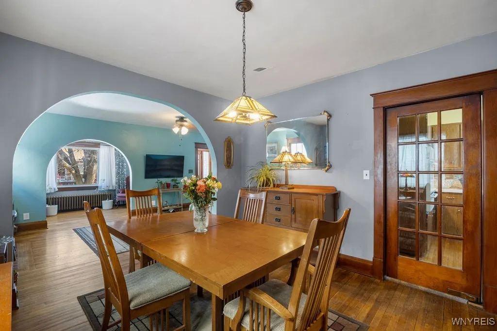 342 South Ogden Street W, Buffalo, New York 14206, Buffalo, New York 14206, 4 Bedrooms Bedrooms, 8 Rooms Rooms,2 BathroomsBathrooms,Residential,Closed,342 South Ogden Street W, Buffalo, New York 14206,0,B1580556