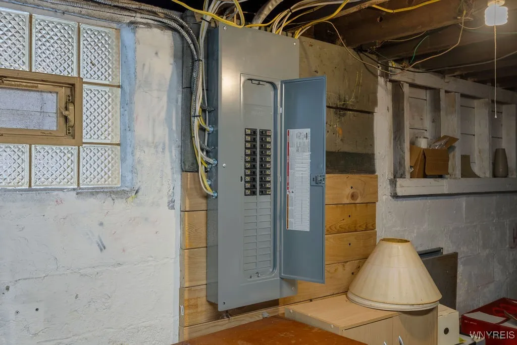 342 South Ogden Street W, Buffalo, New York 14206, Buffalo, New York 14206, 4 Bedrooms Bedrooms, 8 Rooms Rooms,2 BathroomsBathrooms,Residential,Closed,342 South Ogden Street W, Buffalo, New York 14206,0,B1580556