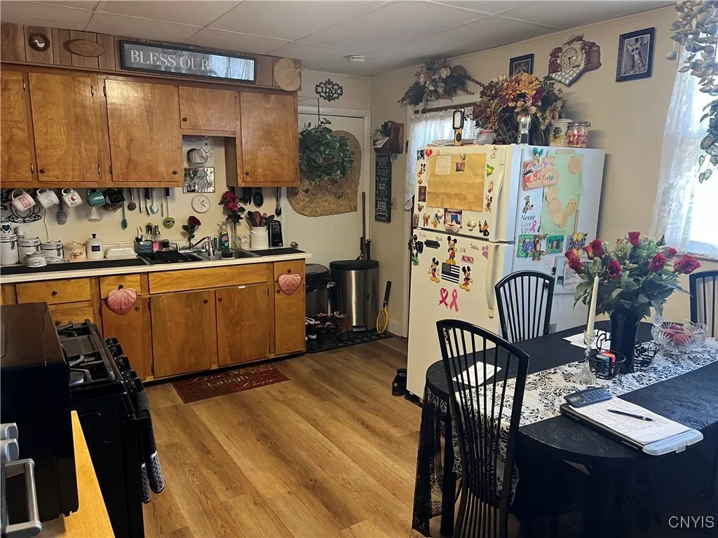 133 3rd Street, Rome-inside, New York 13440, Rome, New York 13440, 5 Bedrooms Bedrooms, ,2 BathroomsBathrooms,Residential,Closed,133 3rd Street, Rome-inside, New York 13440,0,S1580342