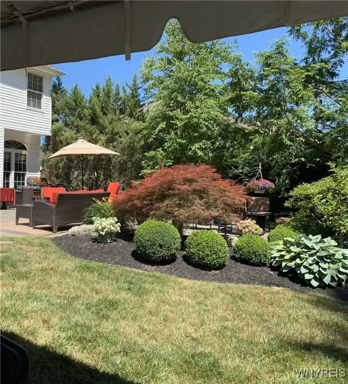 42 Krantz Ln, Amherst, New York 14068, Amherst, New York 14068, 5 Bedrooms Bedrooms, 10 Rooms Rooms,3 BathroomsBathrooms,Residential,Closed,42 Krantz Ln, Amherst, New York 14068,0,B1580156