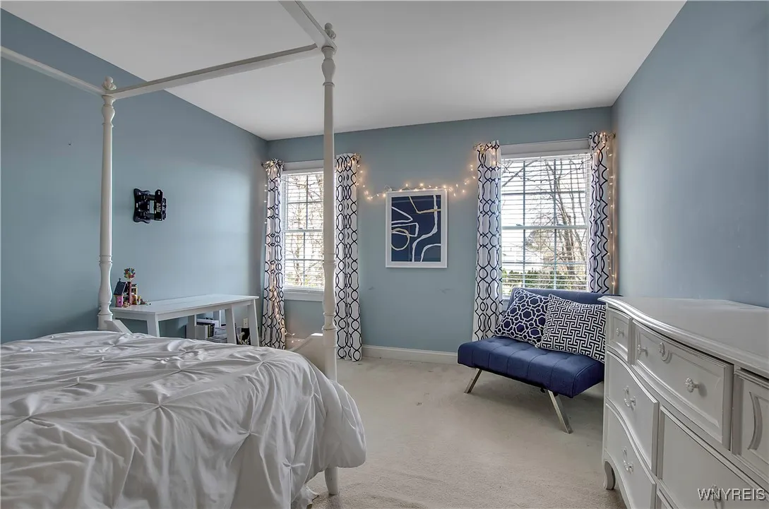 42 Krantz Ln, Amherst, New York 14068, Amherst, New York 14068, 5 Bedrooms Bedrooms, 10 Rooms Rooms,3 BathroomsBathrooms,Residential,Closed,42 Krantz Ln, Amherst, New York 14068,0,B1580156