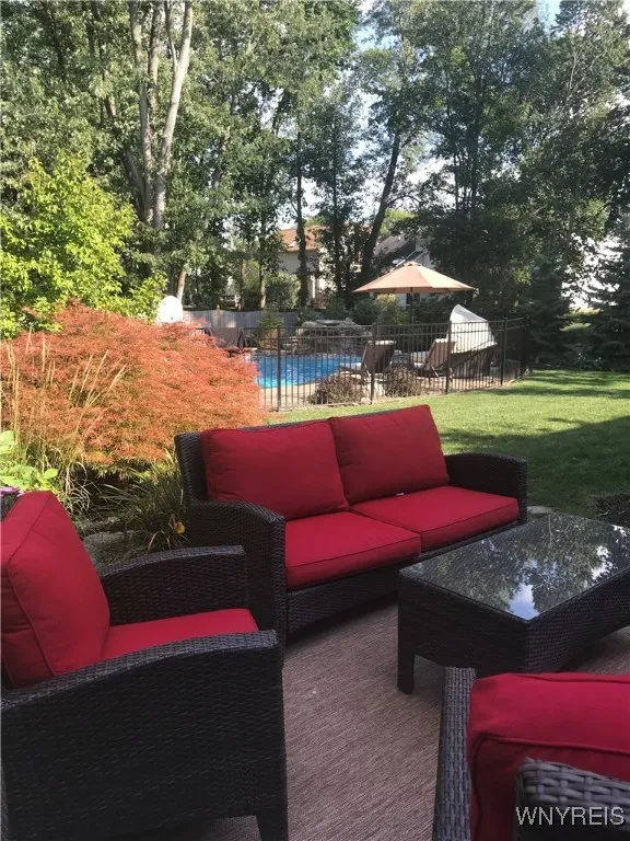 42 Krantz Ln, Amherst, New York 14068, Amherst, New York 14068, 5 Bedrooms Bedrooms, 10 Rooms Rooms,3 BathroomsBathrooms,Residential,Closed,42 Krantz Ln, Amherst, New York 14068,0,B1580156