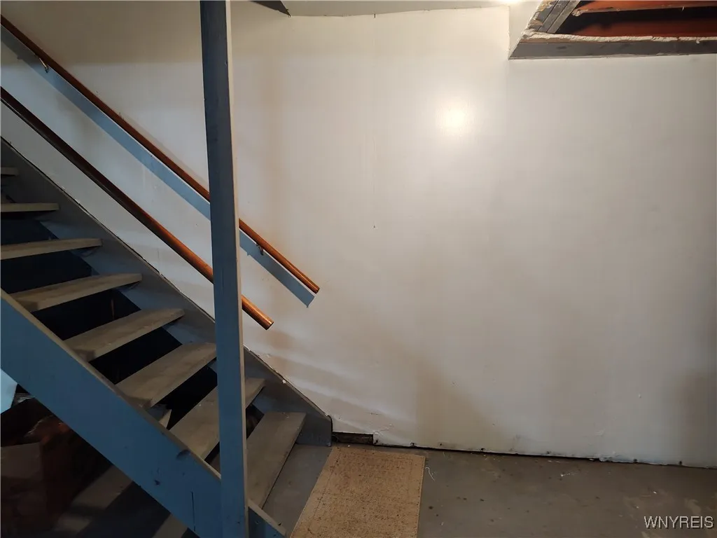 3650 Sowles Road, Hamburg, New York 14075, Hamburg, New York 14075, 6 Bedrooms Bedrooms, ,2 BathroomsBathrooms,Residential,Closed,3650 Sowles Road, Hamburg, New York 14075,0,B1577711