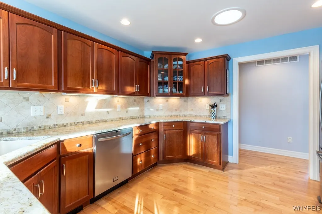6024 Corinne Lane, Clarence, New York 14032, Clarence, New York 14032, 3 Bedrooms Bedrooms, 7 Rooms Rooms,2 BathroomsBathrooms,Residential,Closed,6024 Corinne Lane, Clarence, New York 14032,0,B1580366