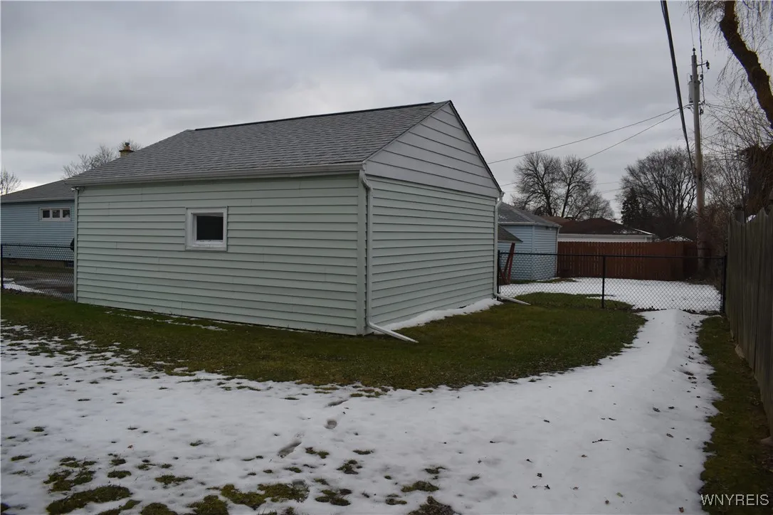 85 Hilton Boulevard, Amherst, New York 14226, Amherst, New York 14226, 3 Bedrooms Bedrooms, 5 Rooms Rooms,1 BathroomBathrooms,Residential,Closed,85 Hilton Boulevard, Amherst, New York 14226,0,B1580704