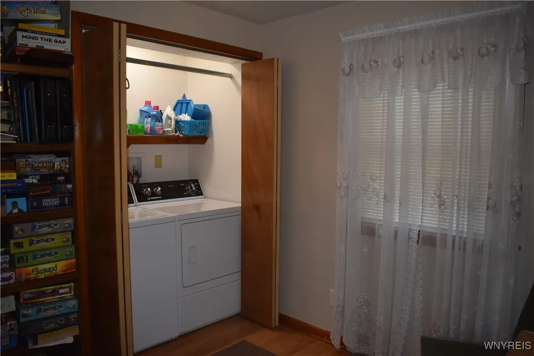 85 Hilton Boulevard, Amherst, New York 14226, Amherst, New York 14226, 3 Bedrooms Bedrooms, 5 Rooms Rooms,1 BathroomBathrooms,Residential,Closed,85 Hilton Boulevard, Amherst, New York 14226,0,B1580704