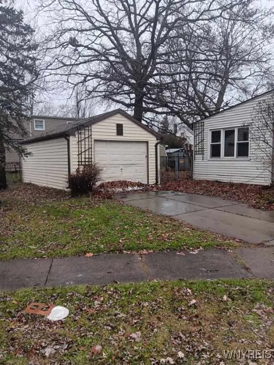 6 Crane Place 2, Tonawanda-town, New York 14150, Tonawanda, New York 14150, 4 Bedrooms Bedrooms, 6 Rooms Rooms,2 BathroomsBathrooms,Residential,Closed,6 Crane Place 2, Tonawanda-town, New York 14150,0,B1580721