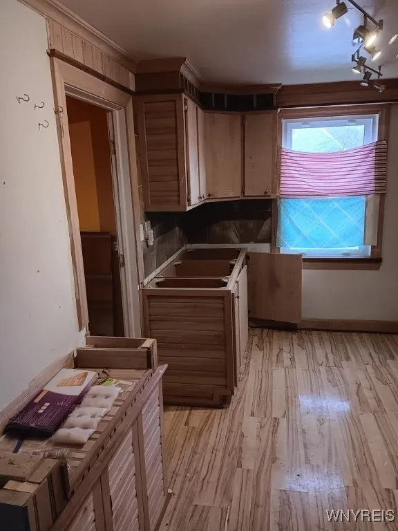 6 Crane Place 2, Tonawanda-town, New York 14150, Tonawanda, New York 14150, 4 Bedrooms Bedrooms, 6 Rooms Rooms,2 BathroomsBathrooms,Residential,Closed,6 Crane Place 2, Tonawanda-town, New York 14150,0,B1580721