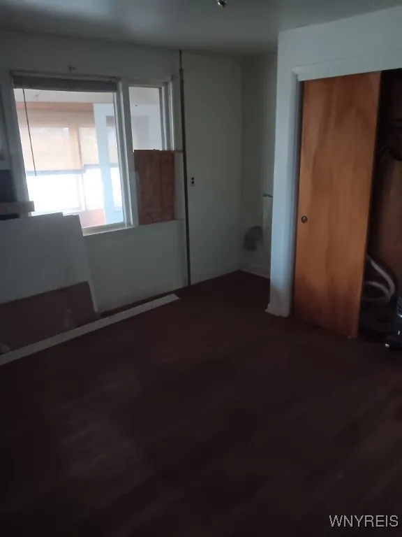 6 Crane Place 2, Tonawanda-town, New York 14150, Tonawanda, New York 14150, 4 Bedrooms Bedrooms, 6 Rooms Rooms,2 BathroomsBathrooms,Residential,Closed,6 Crane Place 2, Tonawanda-town, New York 14150,0,B1580721