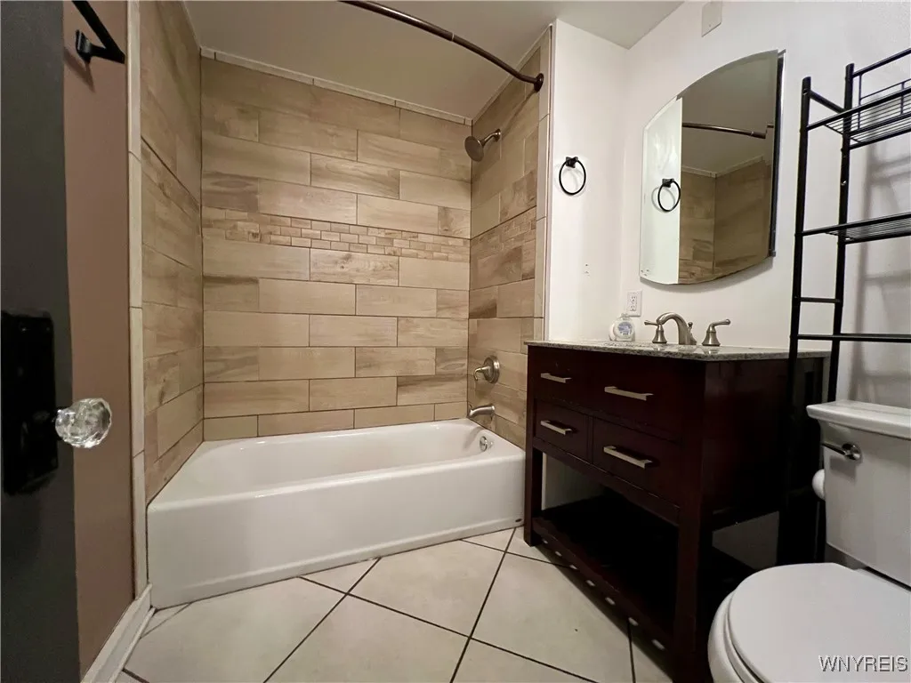 247 Hartwell Road, Buffalo, New York 14216, Buffalo, New York 14216, 3 Bedrooms Bedrooms, 6 Rooms Rooms,1 BathroomBathrooms,Residential Lease,Closed,247 Hartwell Road, Buffalo, New York 14216,0,B1580705