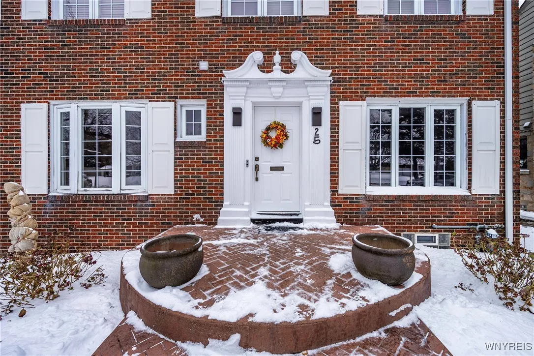 25 New Amsterdam Avenue, Buffalo, New York 14216, Buffalo, New York 14216, 3 Bedrooms Bedrooms, 9 Rooms Rooms,2 BathroomsBathrooms,Residential,Closed,25 New Amsterdam Avenue, Buffalo, New York 14216,0,B1580830