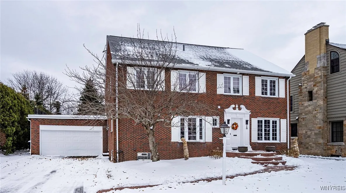 25 New Amsterdam Avenue, Buffalo, New York 14216, Buffalo, New York 14216, 3 Bedrooms Bedrooms, 9 Rooms Rooms,2 BathroomsBathrooms,Residential,Closed,25 New Amsterdam Avenue, Buffalo, New York 14216,0,B1580830