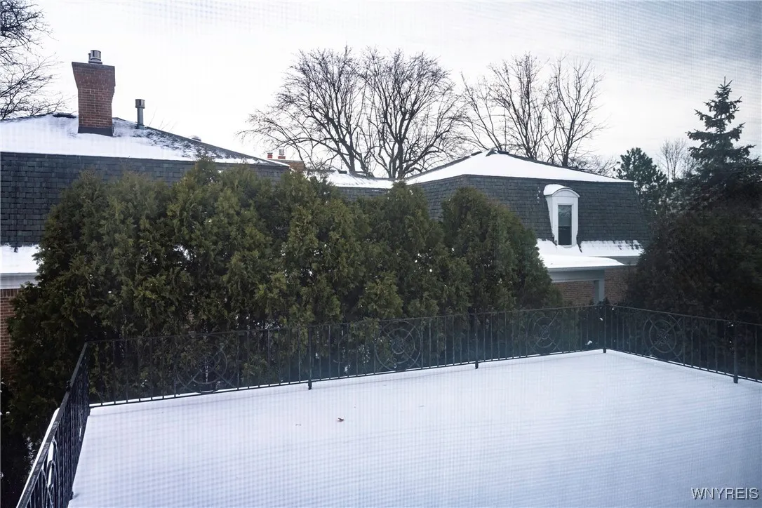 25 New Amsterdam Avenue, Buffalo, New York 14216, Buffalo, New York 14216, 3 Bedrooms Bedrooms, 9 Rooms Rooms,2 BathroomsBathrooms,Residential,Closed,25 New Amsterdam Avenue, Buffalo, New York 14216,0,B1580830