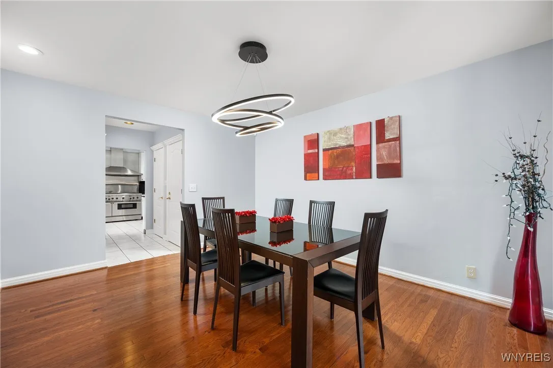 25 New Amsterdam Avenue, Buffalo, New York 14216, Buffalo, New York 14216, 3 Bedrooms Bedrooms, 9 Rooms Rooms,2 BathroomsBathrooms,Residential,Closed,25 New Amsterdam Avenue, Buffalo, New York 14216,0,B1580830