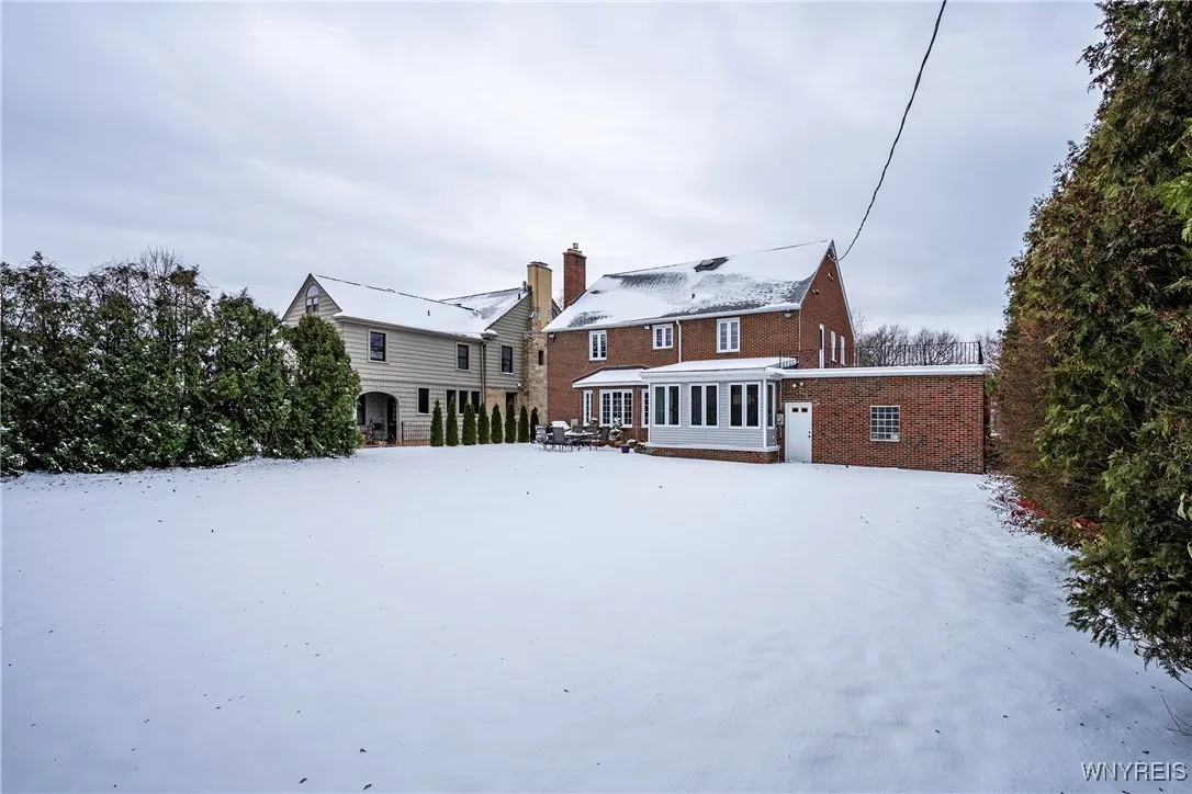 25 New Amsterdam Avenue, Buffalo, New York 14216, Buffalo, New York 14216, 3 Bedrooms Bedrooms, 9 Rooms Rooms,2 BathroomsBathrooms,Residential,Closed,25 New Amsterdam Avenue, Buffalo, New York 14216,0,B1580830