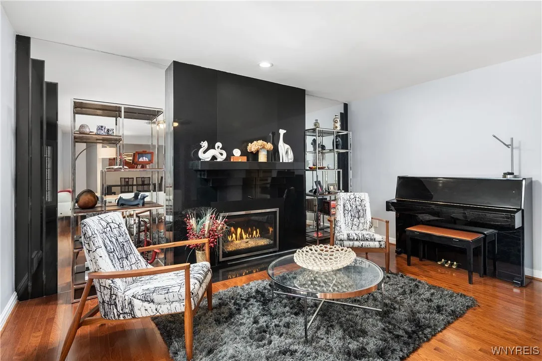 25 New Amsterdam Avenue, Buffalo, New York 14216, Buffalo, New York 14216, 3 Bedrooms Bedrooms, 9 Rooms Rooms,2 BathroomsBathrooms,Residential,Closed,25 New Amsterdam Avenue, Buffalo, New York 14216,0,B1580830