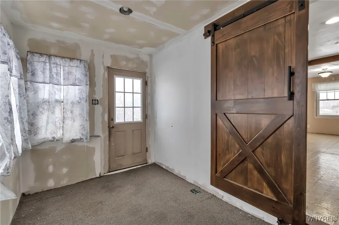 250 Hillside Avenue, Orchard Park, New York 14127, Orchard Park, New York 14127, 3 Bedrooms Bedrooms, 6 Rooms Rooms,1 BathroomBathrooms,Residential,Closed,250 Hillside Avenue, Orchard Park, New York 14127,0,B1580708