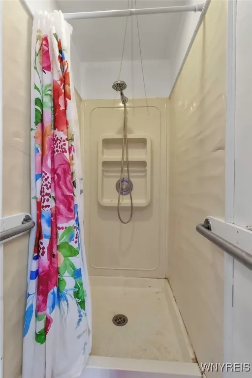 250 Hillside Avenue, Orchard Park, New York 14127, Orchard Park, New York 14127, 3 Bedrooms Bedrooms, 6 Rooms Rooms,1 BathroomBathrooms,Residential,Closed,250 Hillside Avenue, Orchard Park, New York 14127,0,B1580708