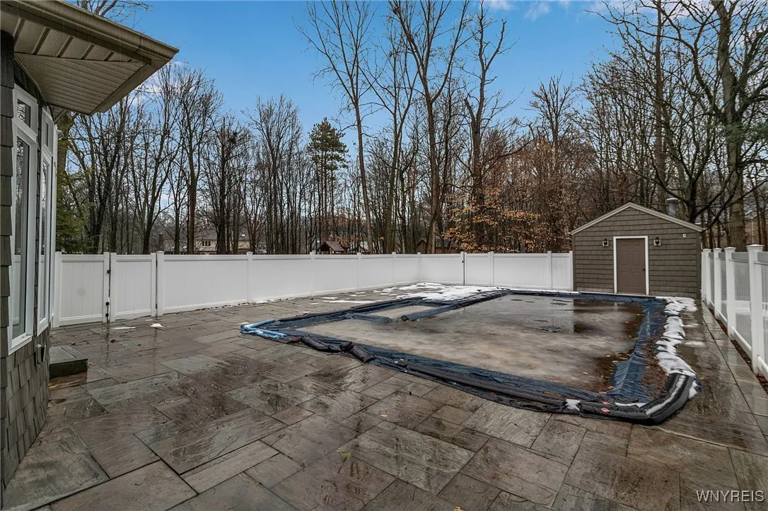 6385 Morningwood Drive, Clarence, New York 14051, Clarence, New York 14051, 4 Bedrooms Bedrooms, 6 Rooms Rooms,2 BathroomsBathrooms,Residential,Closed,6385 Morningwood Drive, Clarence, New York 14051,0,B1580938