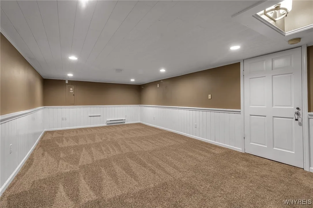 6385 Morningwood Drive, Clarence, New York 14051, Clarence, New York 14051, 4 Bedrooms Bedrooms, 6 Rooms Rooms,2 BathroomsBathrooms,Residential,Closed,6385 Morningwood Drive, Clarence, New York 14051,0,B1580938