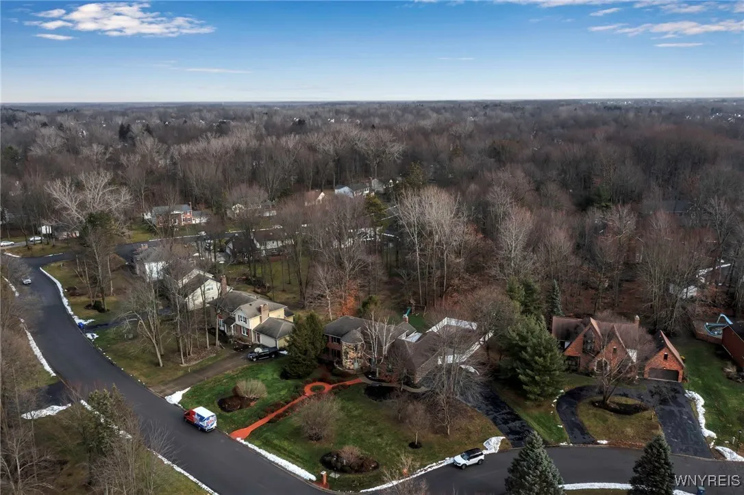 6385 Morningwood Drive, Clarence, New York 14051, Clarence, New York 14051, 4 Bedrooms Bedrooms, 6 Rooms Rooms,2 BathroomsBathrooms,Residential,Closed,6385 Morningwood Drive, Clarence, New York 14051,0,B1580938