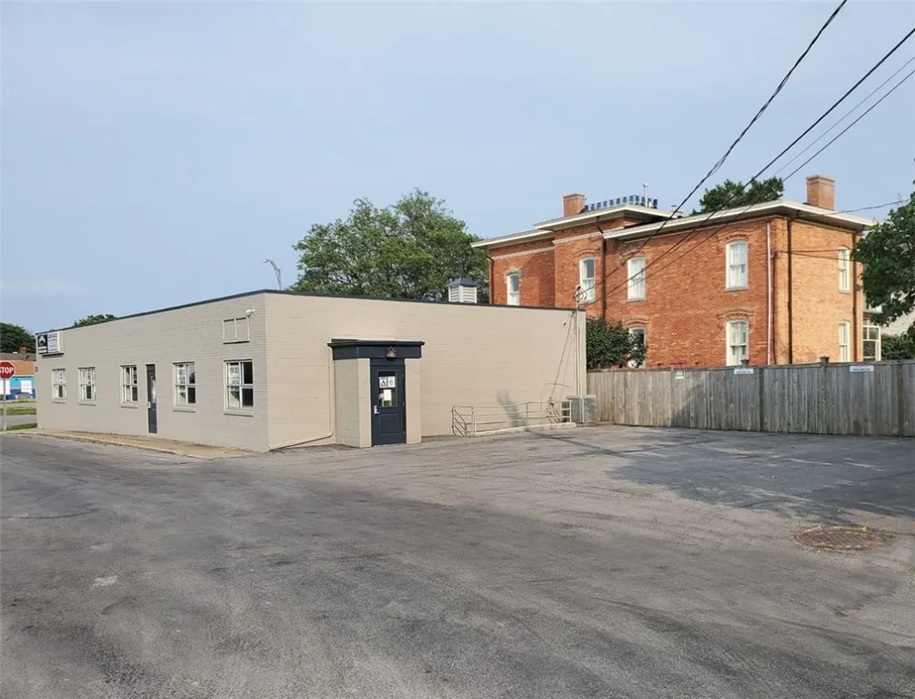 270 S Main St, Canandaigua-city, New York 14424, Canandaigua City, New York 14424, ,Commercial Lease,For Rent,270 S Main St, Canandaigua-city, New York 14424,0,R1580792