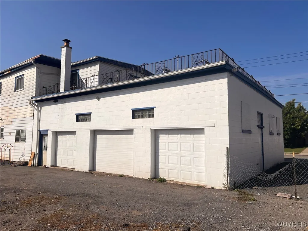 1012 Walden Avenue, Cheektowaga, New York 14211, Cheektowaga, New York 14211, 8 Bedrooms Bedrooms, ,4 BathroomsBathrooms,Residential,Closed,1012 Walden Avenue, Cheektowaga, New York 14211,0,B1581214