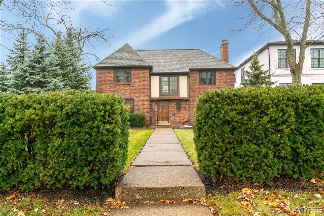 99 Nottingham Terrace, Buffalo, New York 14216, Buffalo, New York 14216, 3 Bedrooms Bedrooms, 10 Rooms Rooms,2 BathroomsBathrooms,Residential,Closed,99 Nottingham Terrace, Buffalo, New York 14216,0,B1581245