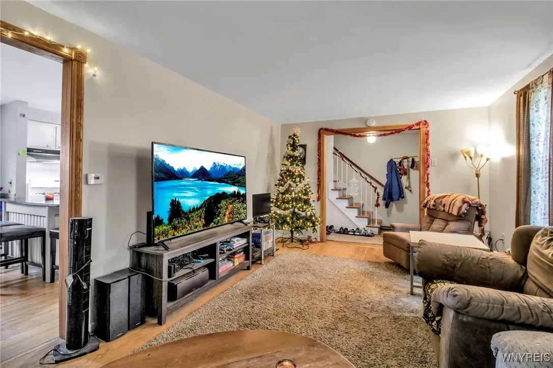 125 Sudbury Lane, Amherst, New York 14221, Amherst, New York 14221, 4 Bedrooms Bedrooms, 12 Rooms Rooms,1 BathroomBathrooms,Residential,Closed,125 Sudbury Lane, Amherst, New York 14221,0,B1581128