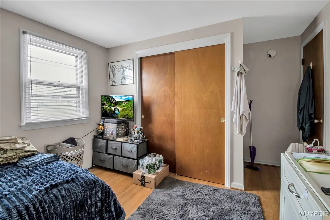 125 Sudbury Lane, Amherst, New York 14221, Amherst, New York 14221, 4 Bedrooms Bedrooms, 12 Rooms Rooms,1 BathroomBathrooms,Residential,Closed,125 Sudbury Lane, Amherst, New York 14221,0,B1581128