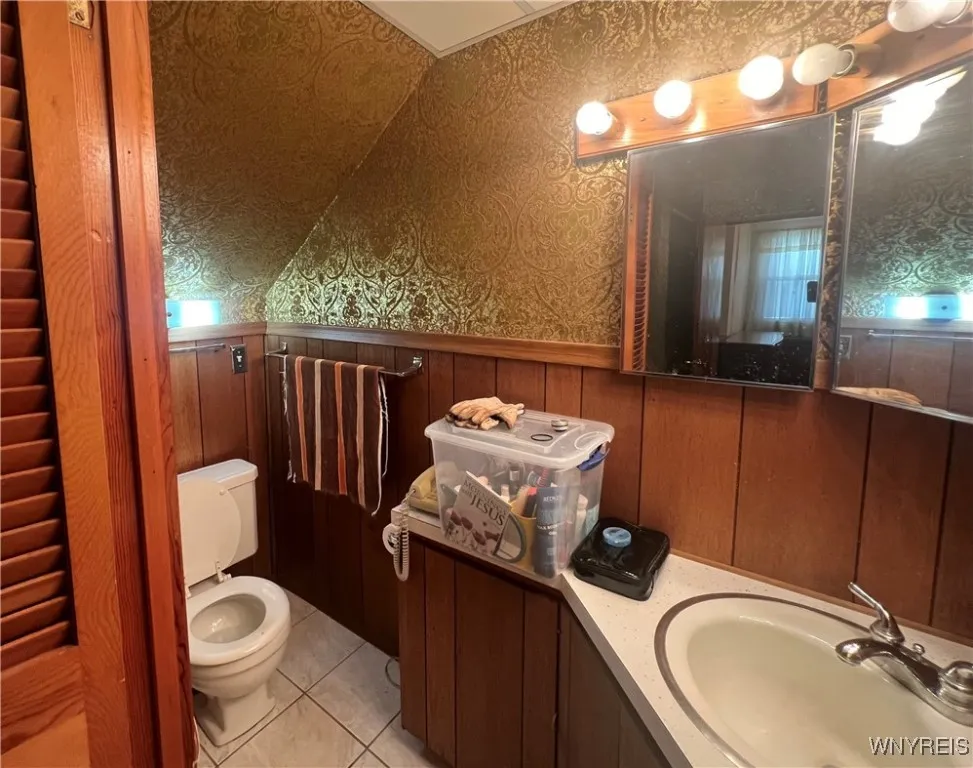 389 Jersey Street, Buffalo, New York 14213, Buffalo, New York 14213, 4 Bedrooms Bedrooms, ,2 BathroomsBathrooms,Residential,Closed,389 Jersey Street, Buffalo, New York 14213,0,B1580350